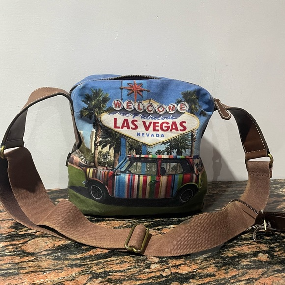 Paul Smith Other - Original Paul smith messenger canvas bag. Medium size. Used